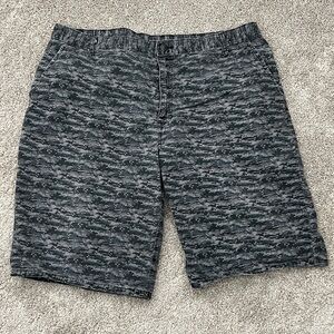 Dickies Printed Chino Shorts 100% Cotton – Men’s 42 – Gray/Black Pattern